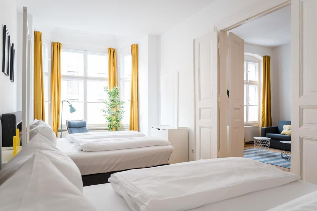 Apartment At Rosenthaler Platz Berlin Exteriör bild