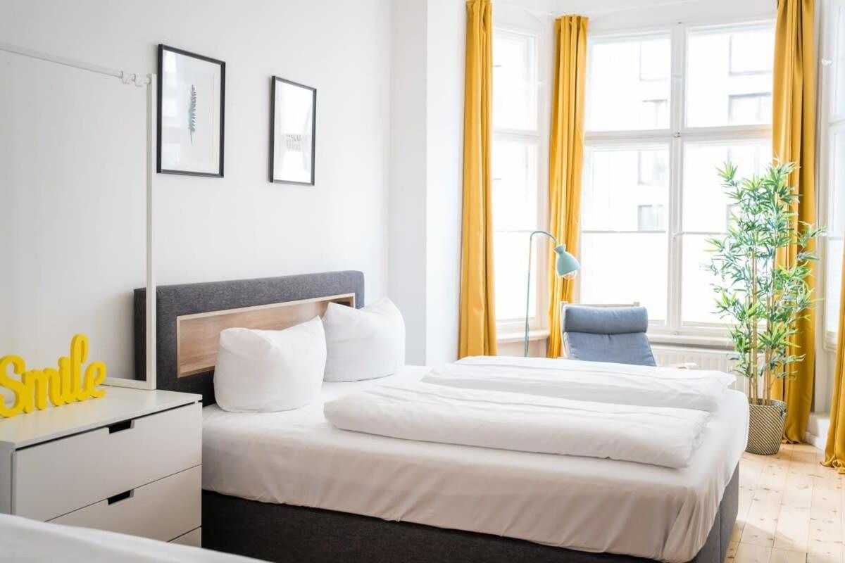 Apartment At Rosenthaler Platz Berlin Exteriör bild