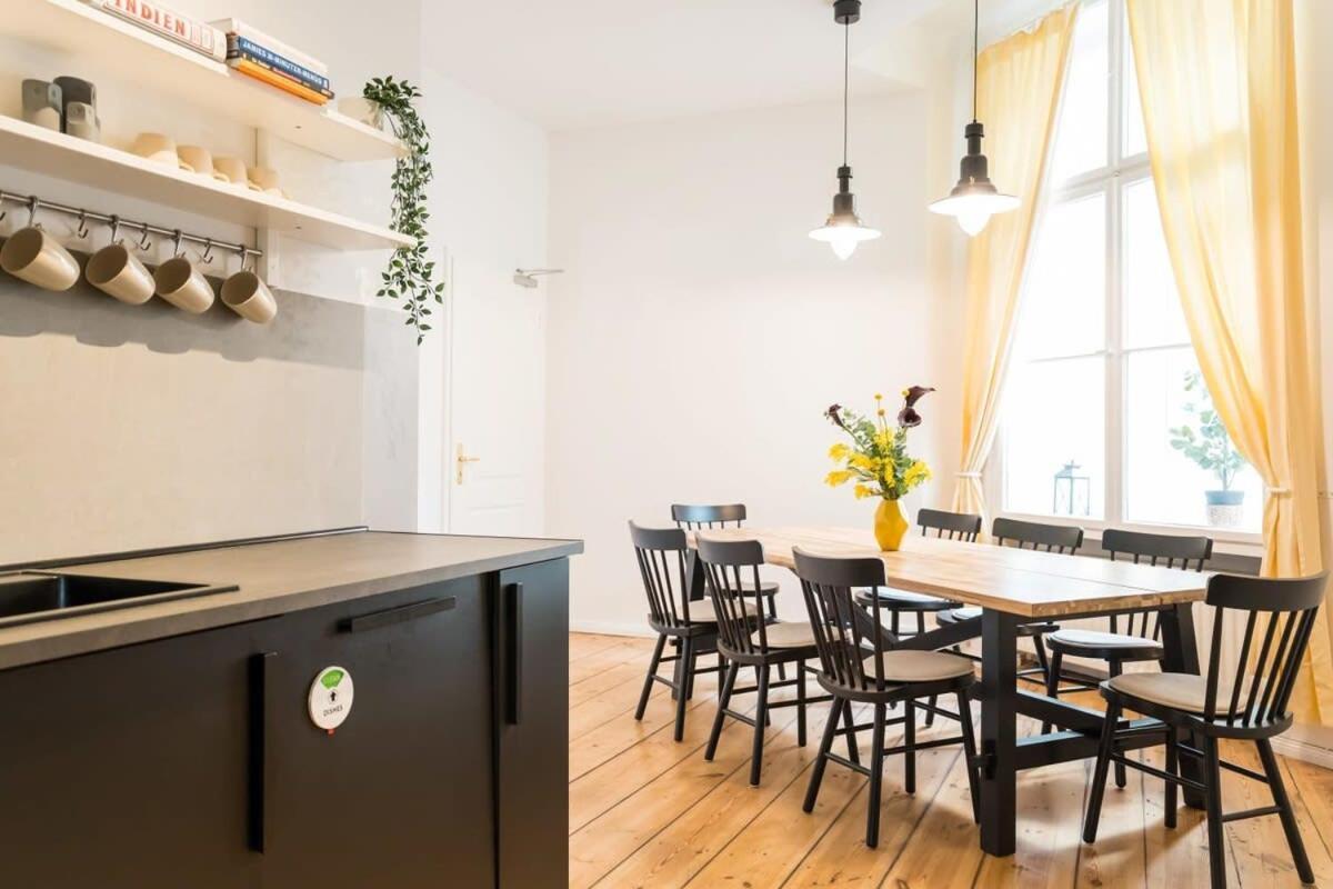 Apartment At Rosenthaler Platz Berlin Exteriör bild